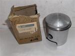 omc johnson  piston engine 73.83 mm  290 271 sled vintage