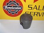 SKI DOO ROTAX BOMBARDIER  PISTON  74.88 MM  402-2057 SNOWMOBILE VINTAGE ROTAX BOMBARDIER