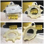 VINTAGE SKI DOO ELAN DRIVE SPROCKET 572 0102 00 300 SS 294 ROTAX ENGINE SNOWMOBILE BLIZZARD BOMBARDIER SPROCKET VALCOURT QUEBEC CANADA AUSTRIA 572 0102 00 TILLOTSON CARBURETOR