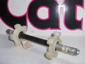 SNOWMOBILE VINTAGE NOS ARCTIC CAT KITTY CAT REAR AXLE 9499