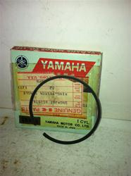 YAMAHA ENGINE PISTON RING 818-11611-00 snowmobile vintage